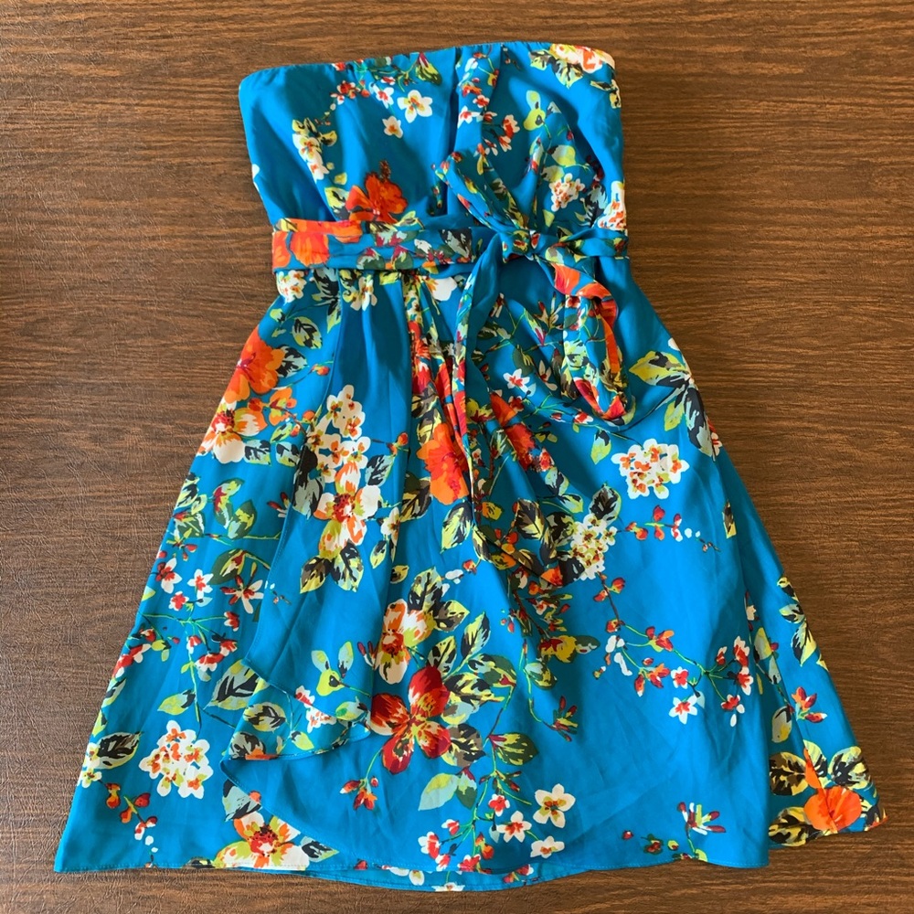 4/$25 Express Floral Dress